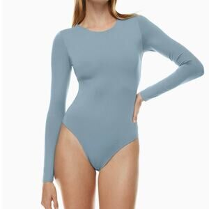 Babaton Aritiza Contour Long Sleeve Scoop Bodysuit Blue Size L